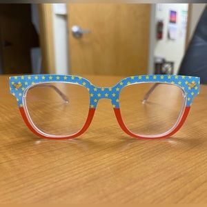 Pair Eyewear “Murphy” Cover